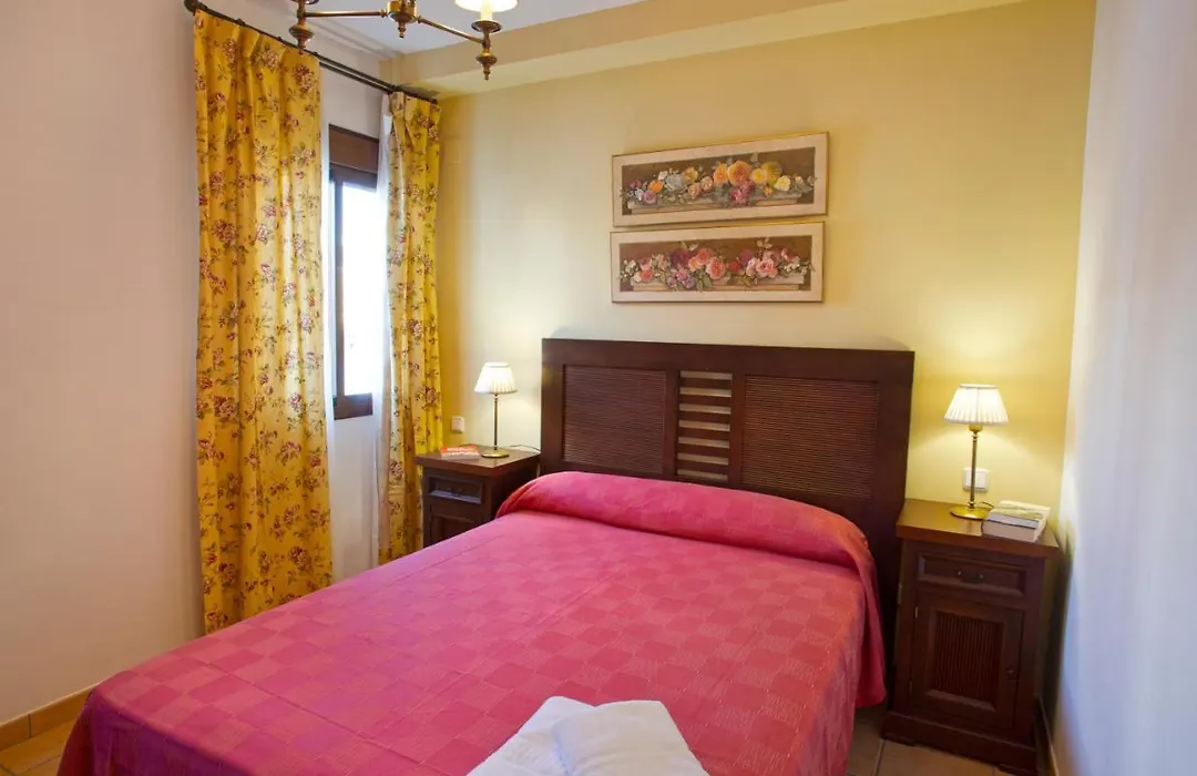 Hostal Rural Zahara-1