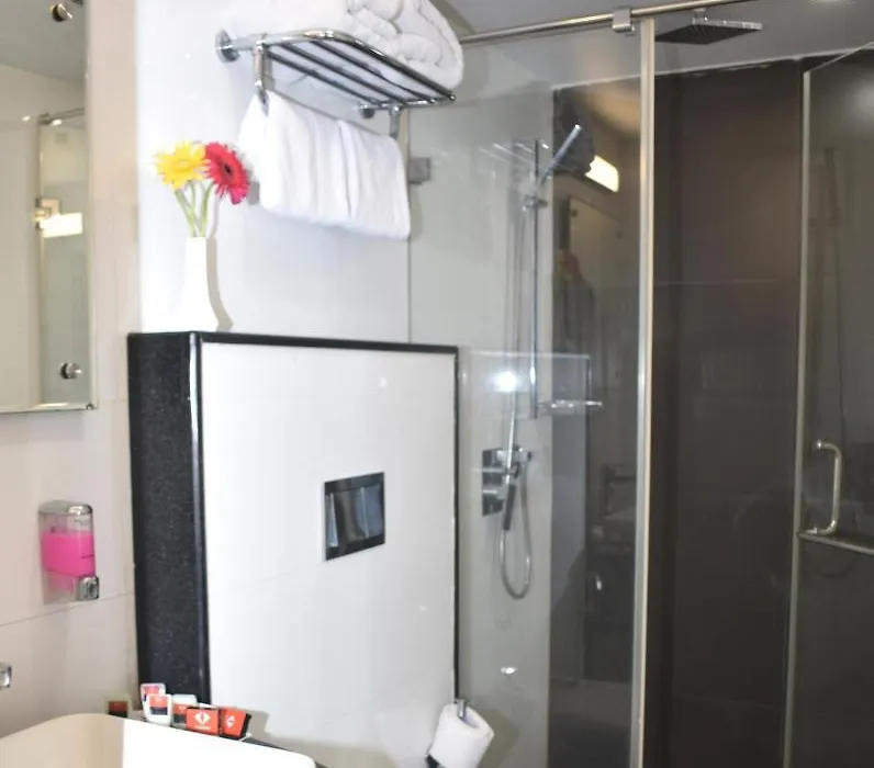 Hotel Vivana-1
