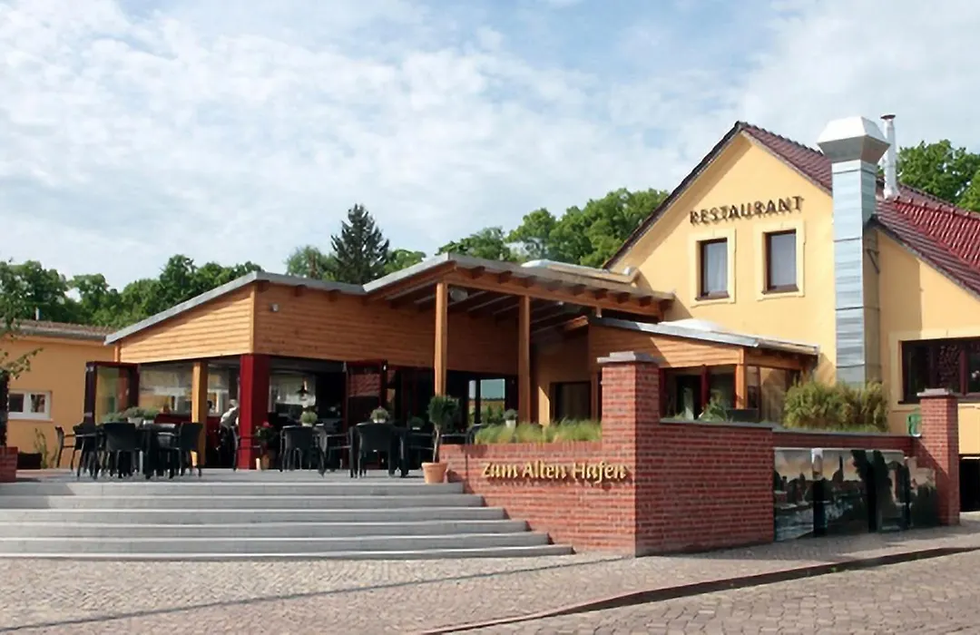 Zum Alten Hafen-1