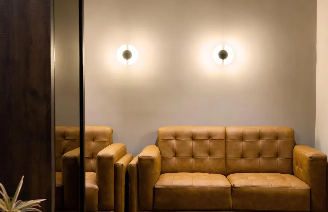 Hotel Paramount Suites & Service Apartments-1