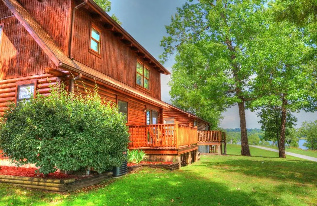 Crown Lake Resort-1