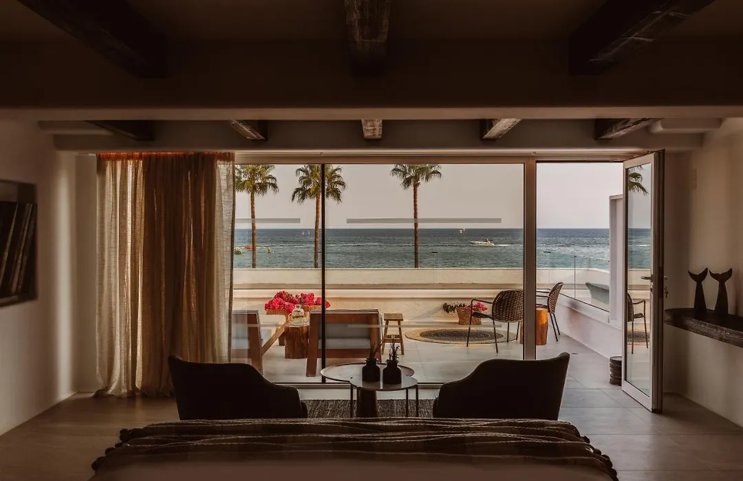 Kaliva Suites - Adults Only-1