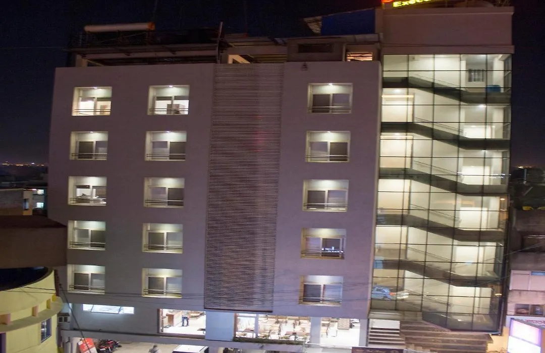 Hotel Sri Sri Executive Kolhapur Near Mahalaxmi Temple-1