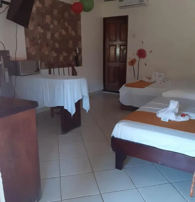 Cabinas Coco Azul Guanacaste-1