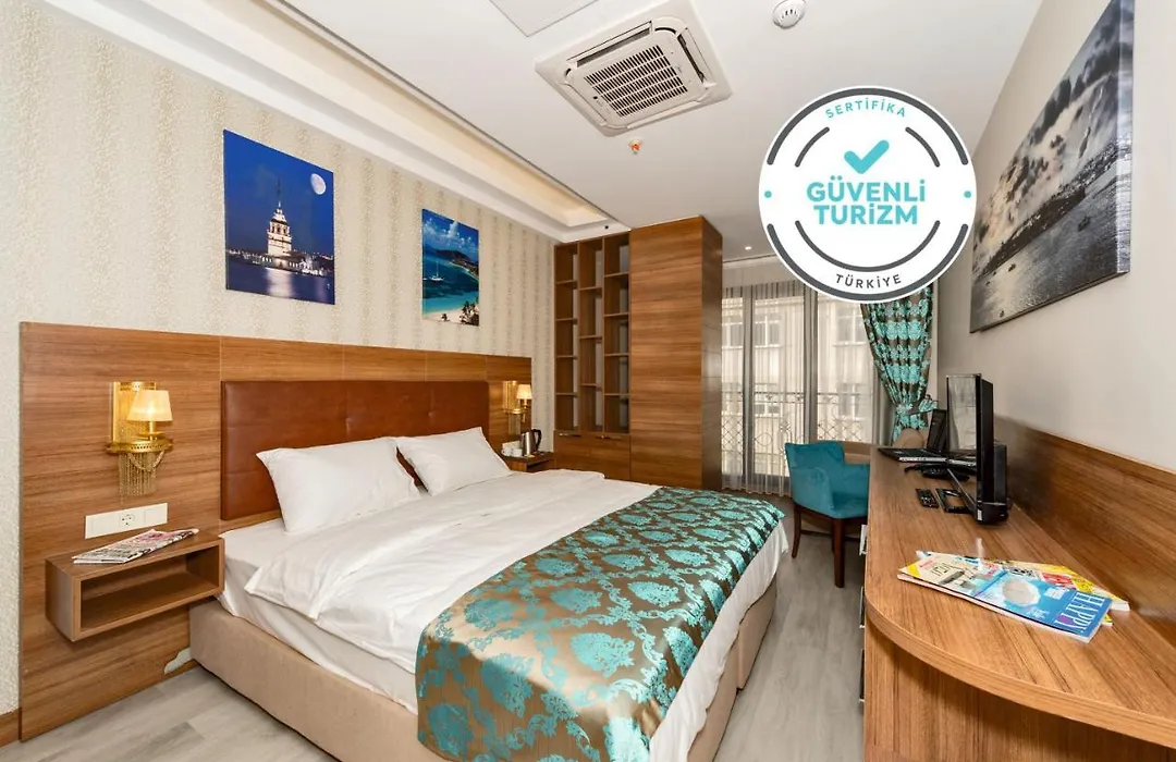 Grand Palace Hotel-1