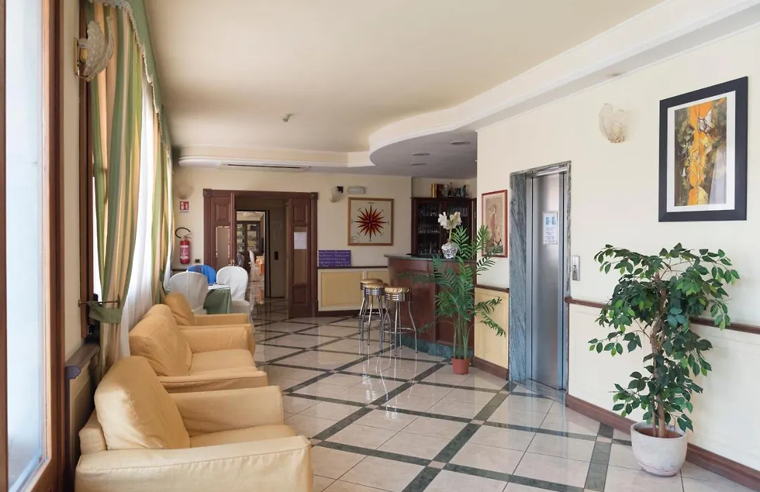 Hotel Stella 2000-1