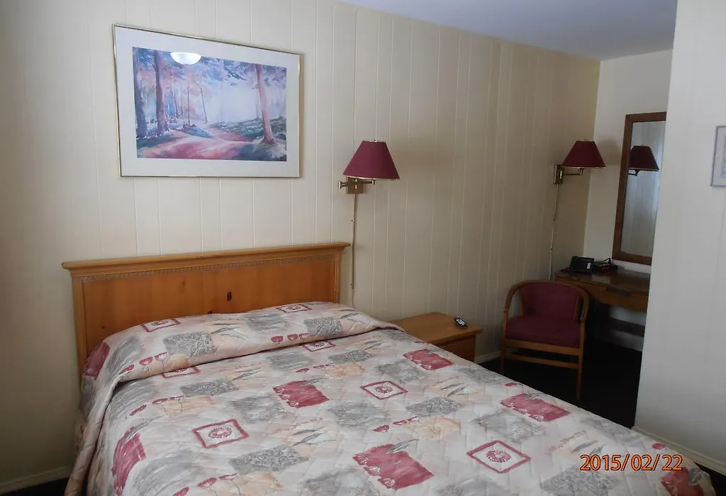 Maples Motel-1
