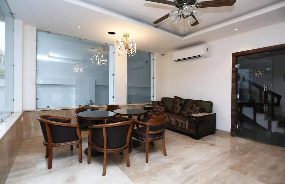 Hotel New Anand Palace-1
