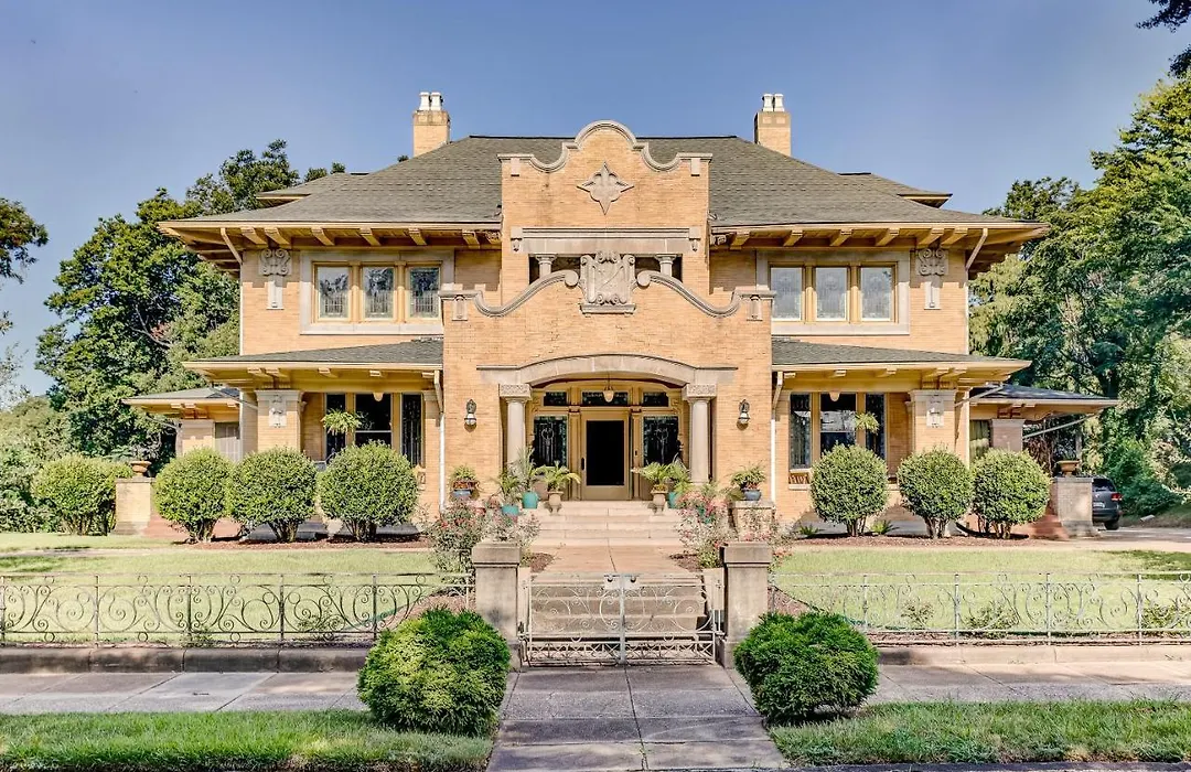 Oak Hall Mansion And Boutique Hotel-1