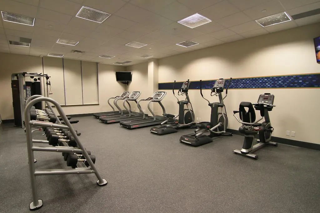 Hampton Inn & Suites Airdrie-1
