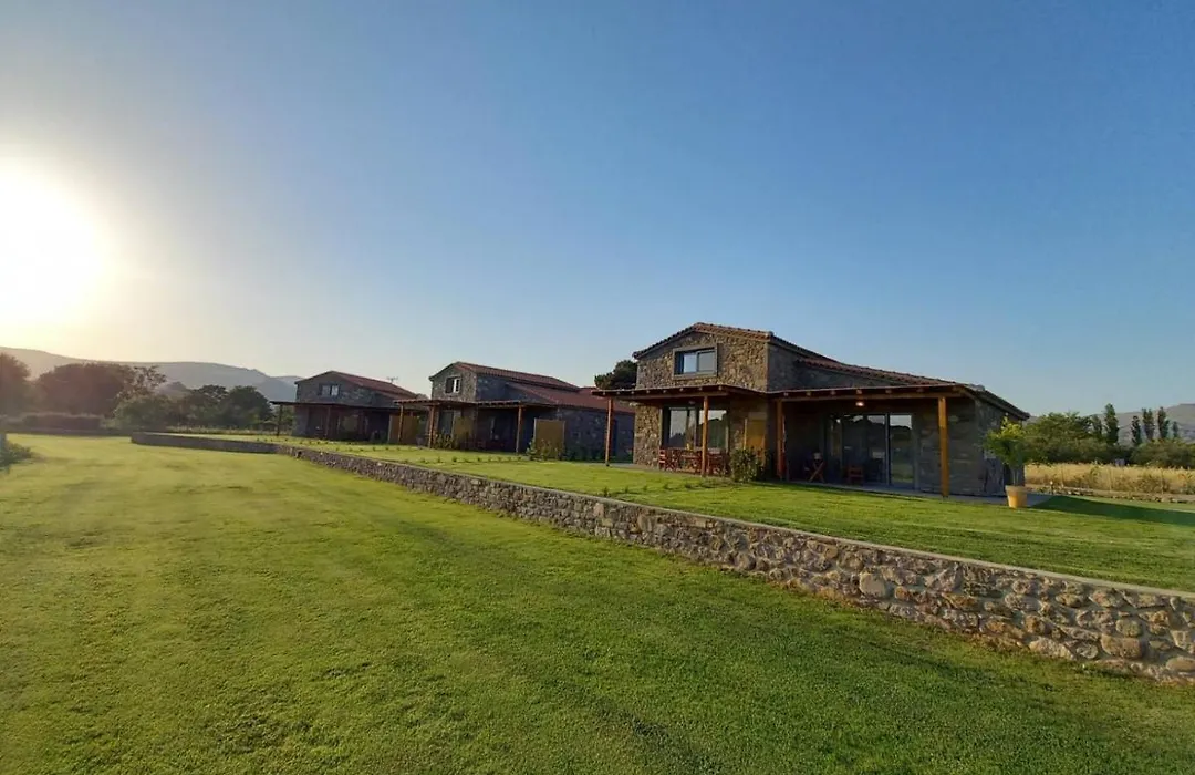Lithos Villas-1