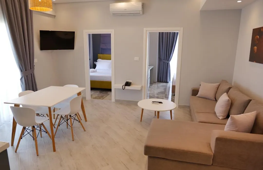 Blue Water Hotel Ksamil-1