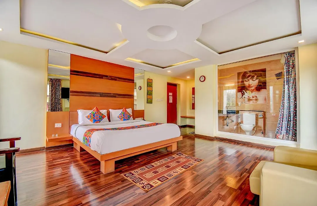 Fabhotel Abirami Grand Inn - Nr Bryant Park-1