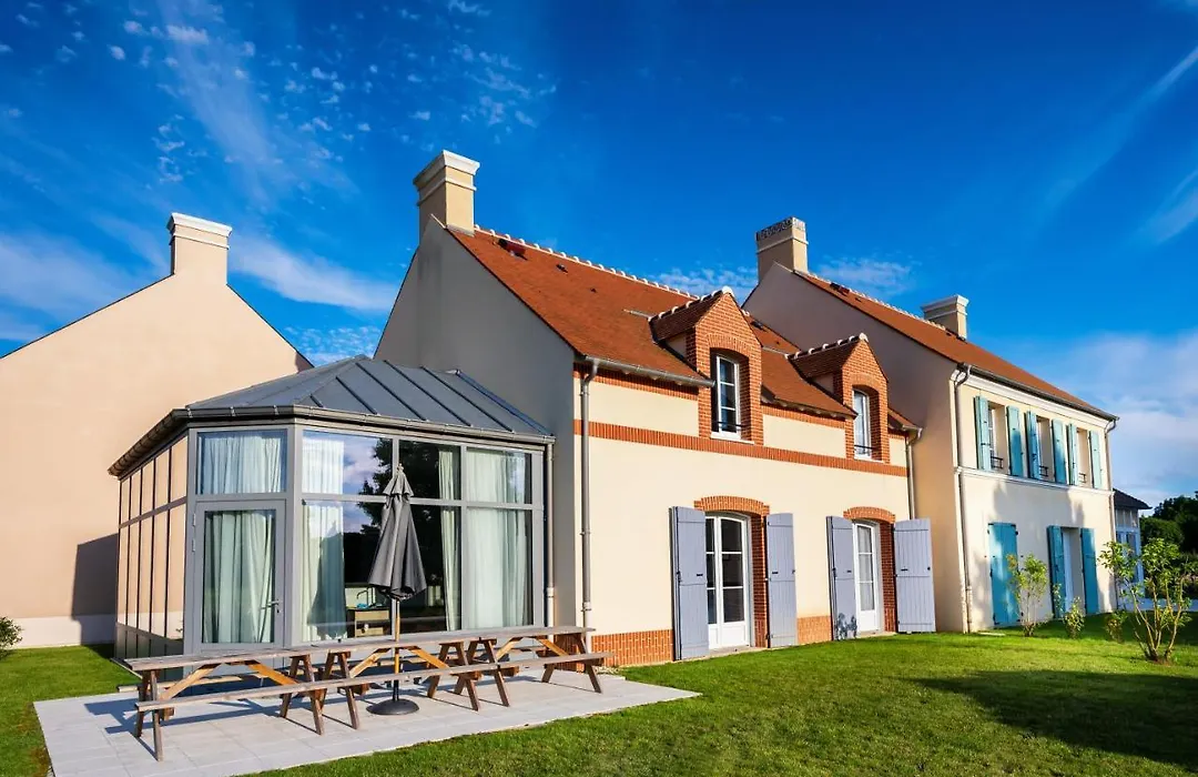 Staycity Aparthotels Near Disneyland Paris-1