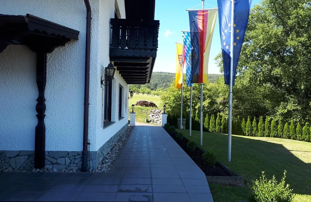 Hotel - Gasthof Spessarttor & Hotel Bergwiesen -Hier Auf Wunsch Zimmer Mit Balkon-1