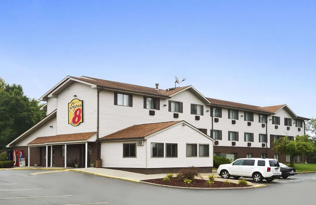 Super 8 By Wyndham New Castle-1