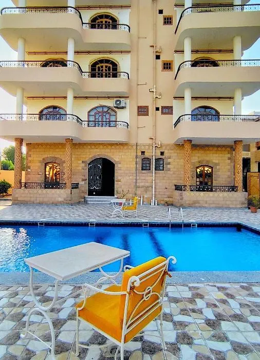 Dream Island Hotel-1