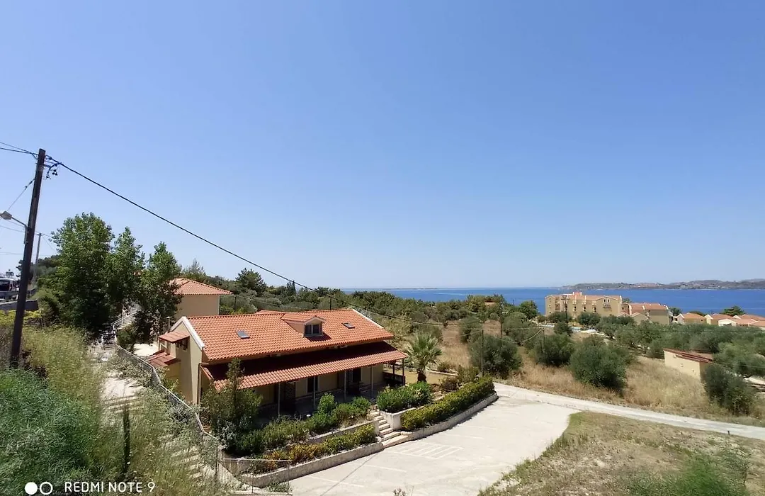 Summer Garden Αpartments & Studios-1