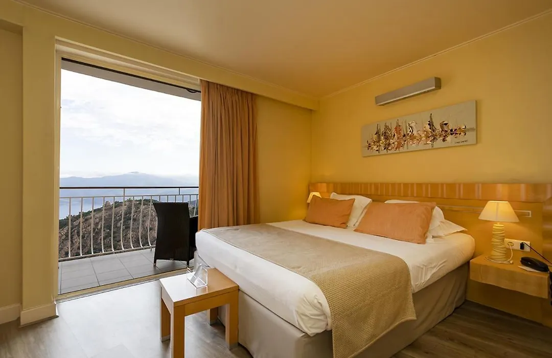 Hotel Capo Rosso-1