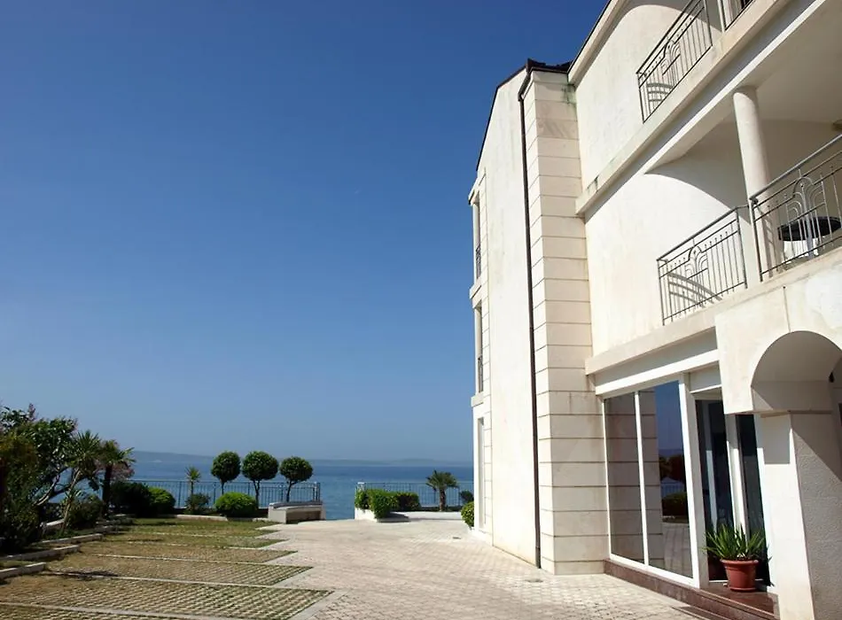 Hotel Neva-1