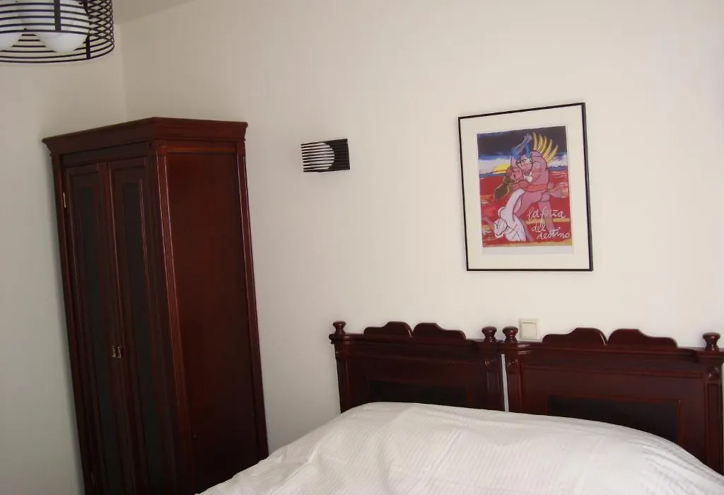 Hotel Keistad-1