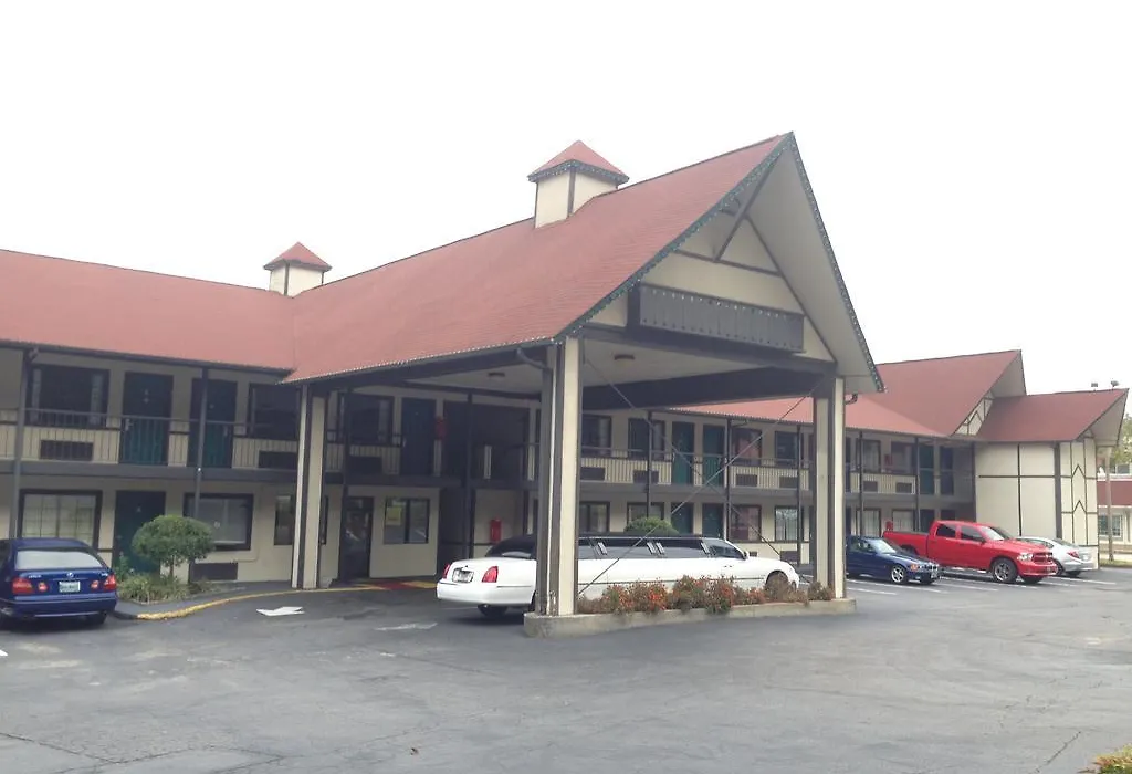 Amerivu Inn & Suites - Helen - Downtown-1