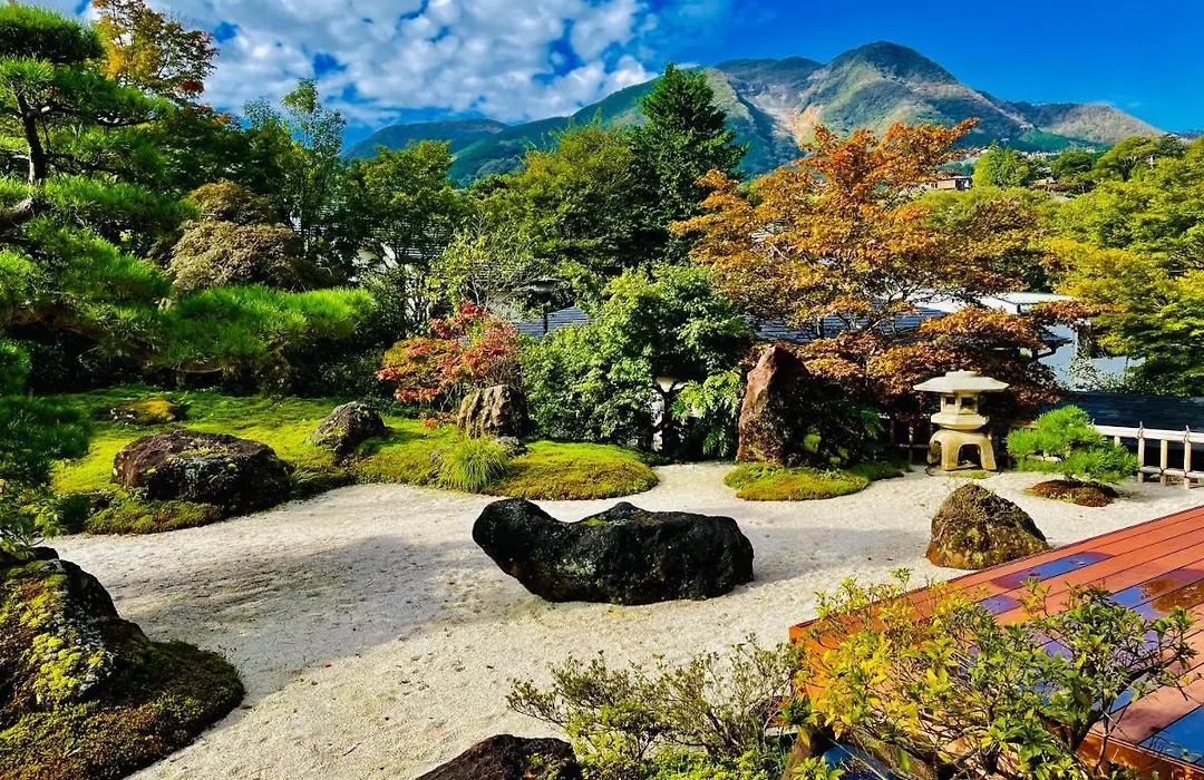 Onsen & Garden -Asante Inn--1