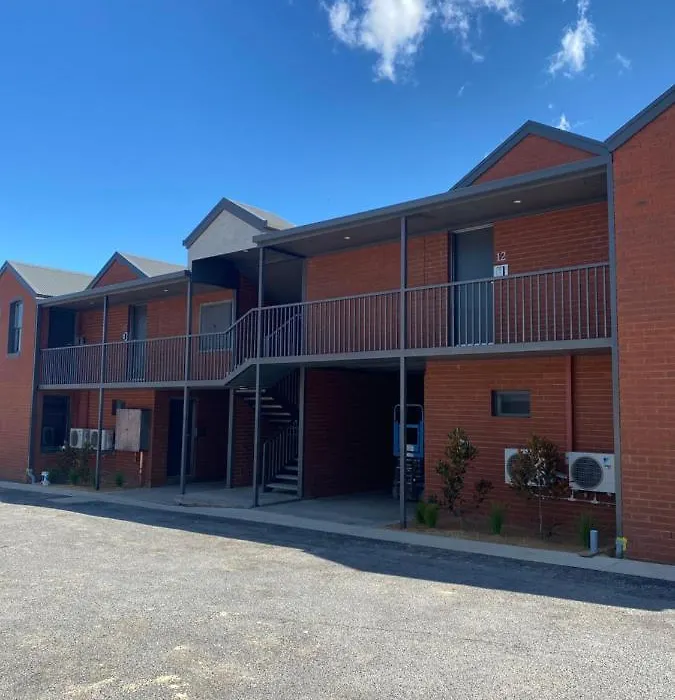 Railway Motel Myrtleford-1