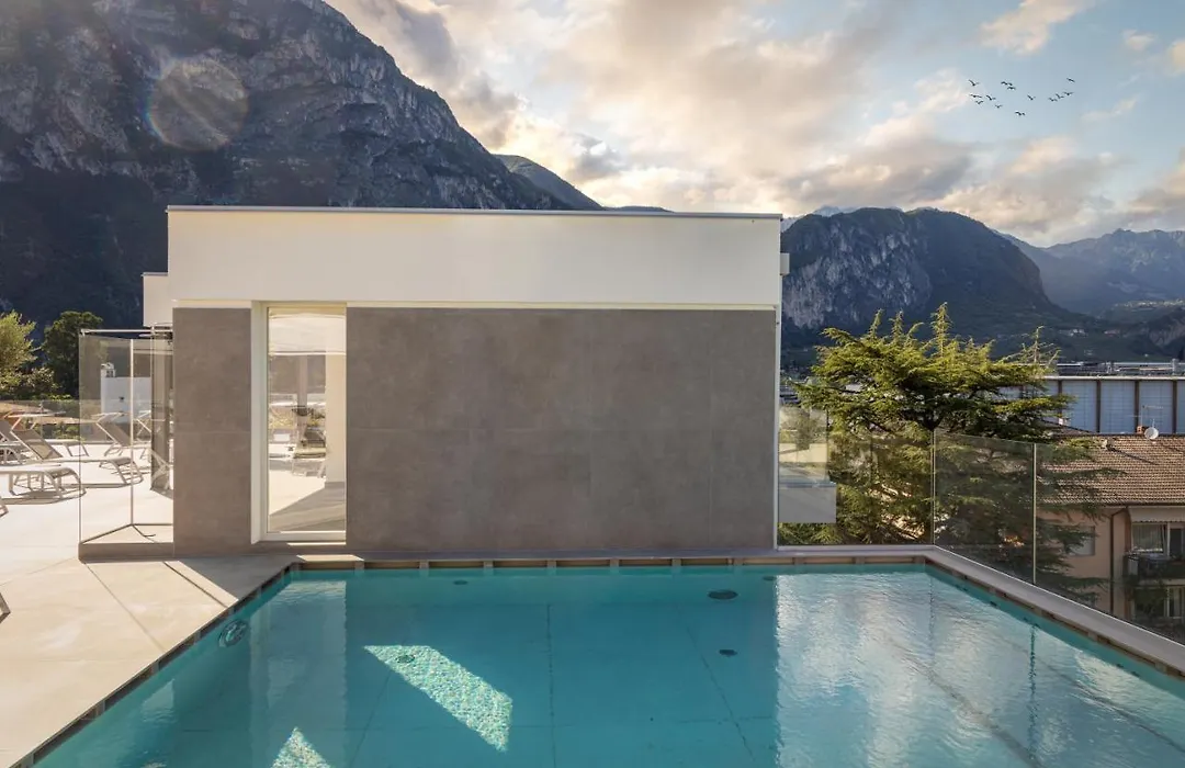 Aris Apartments & Sky Pool - Tonelli Hotels - Adult Friendly-1