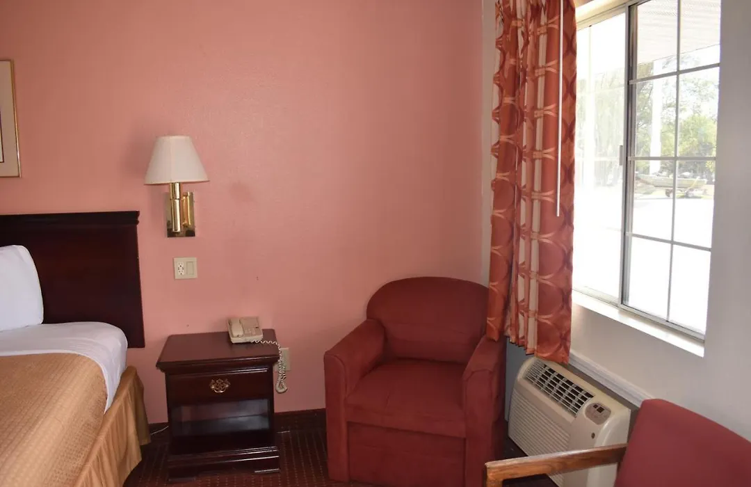 Royal Inn-1
