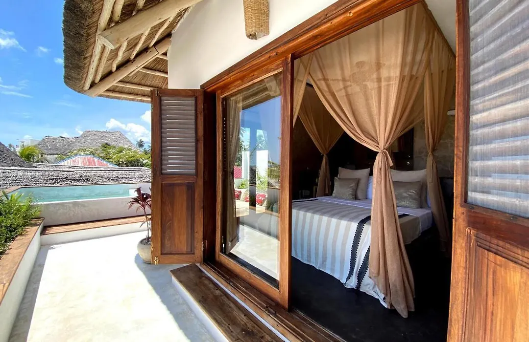 Joya' Beach Suites & Villa-1