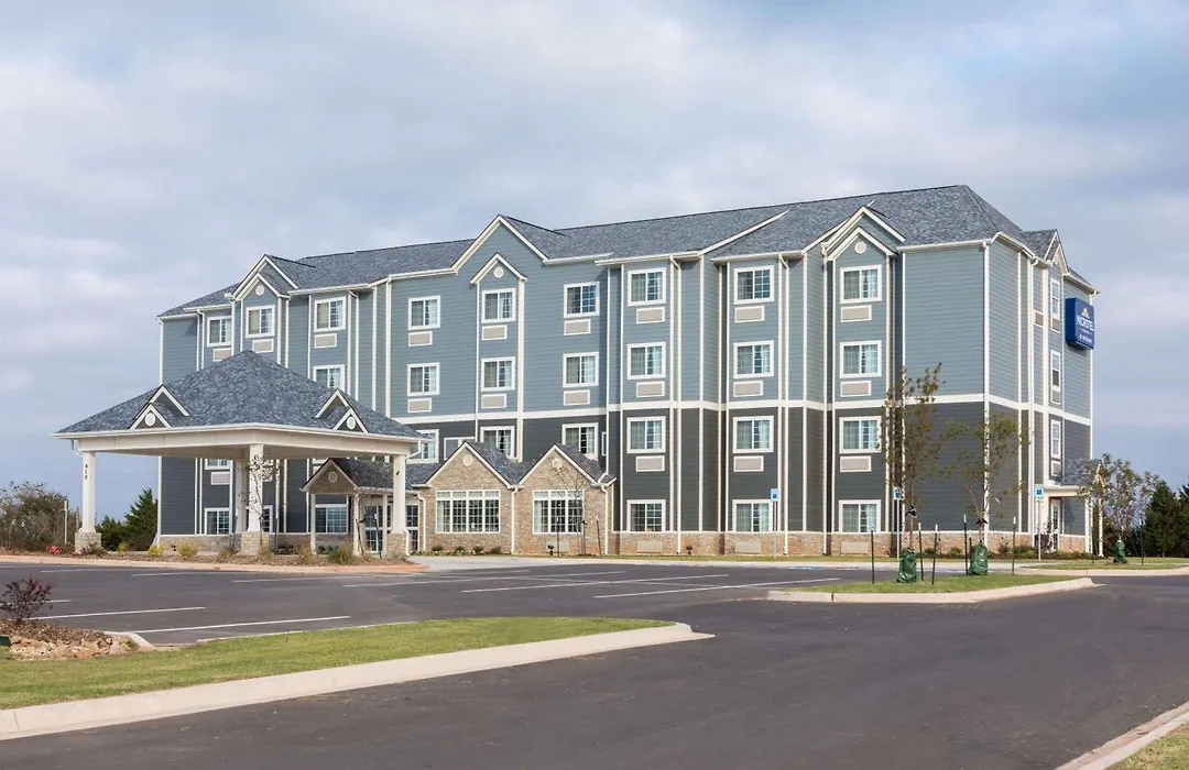 Microtel Inn & Suites By Wyndham Perry-1