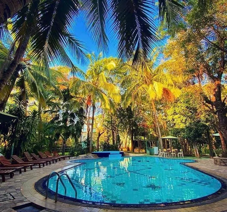 Hotel Eden Garden-1