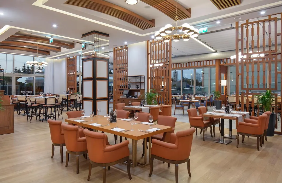 DoubleTree by Hilton Istanbul Atasehir Hotel&Conference Centre-1