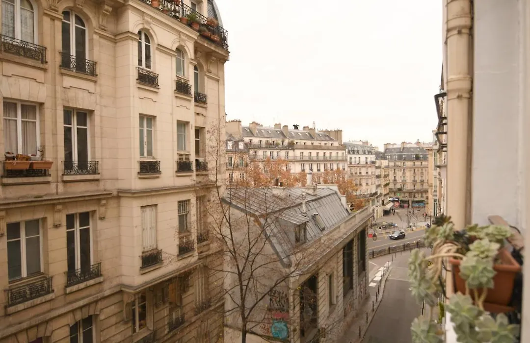 Hotel D'Orleans Paris Gare De L'Est-1