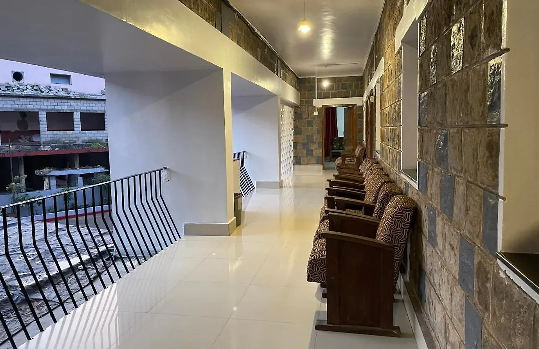 Hotel Caveri-1