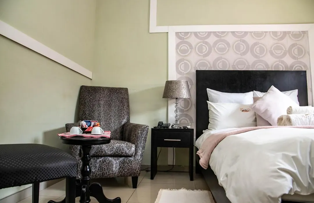 A-Z Boutique Guesthouse-1