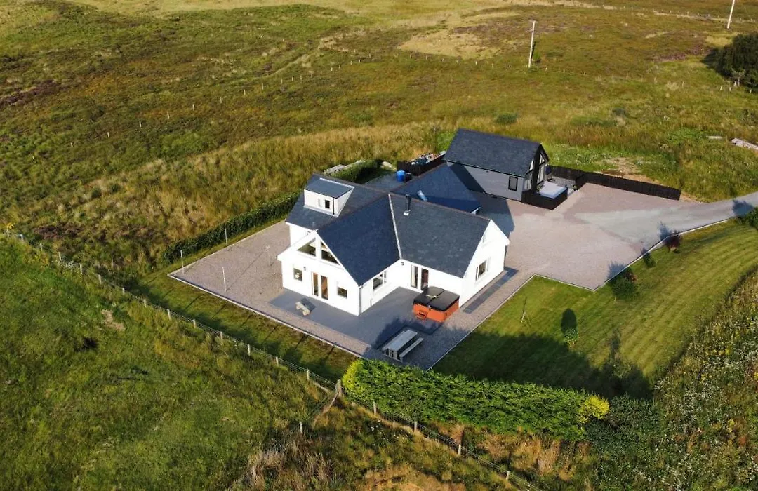 Brae Cottage-1