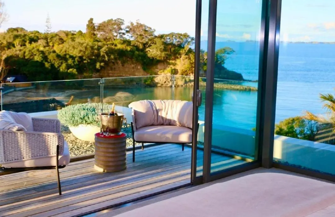Elements Of Castor Bay-1