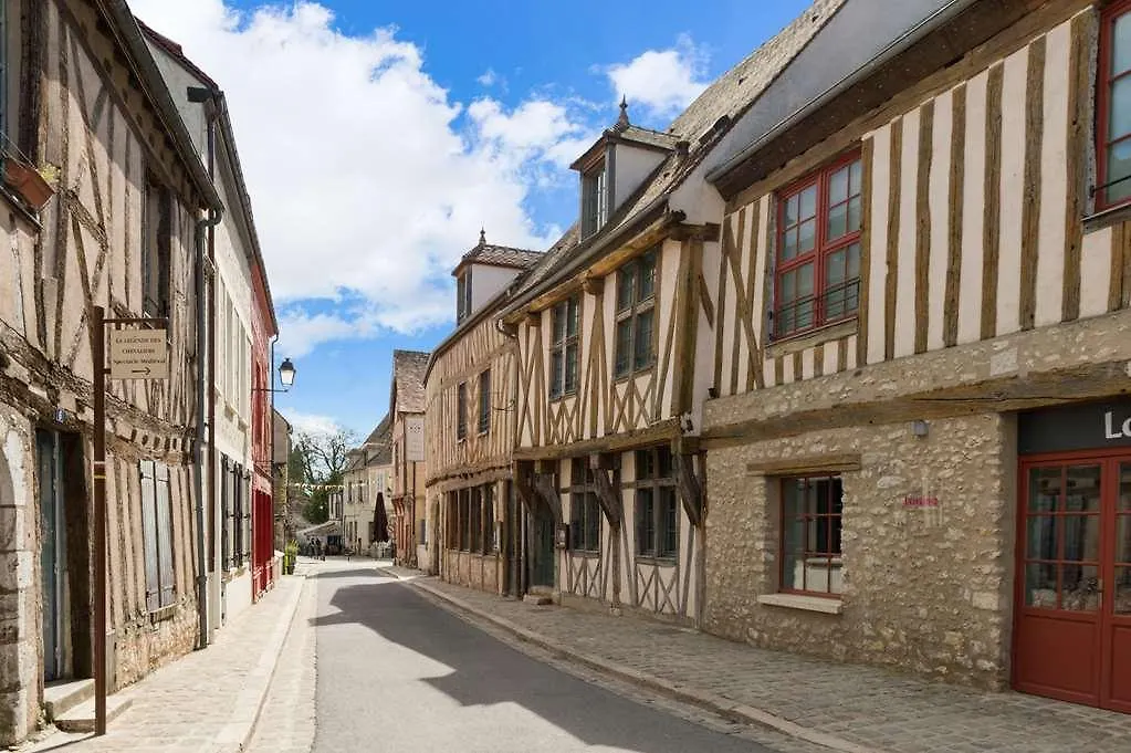 Ogaux Vieux Remparts-1