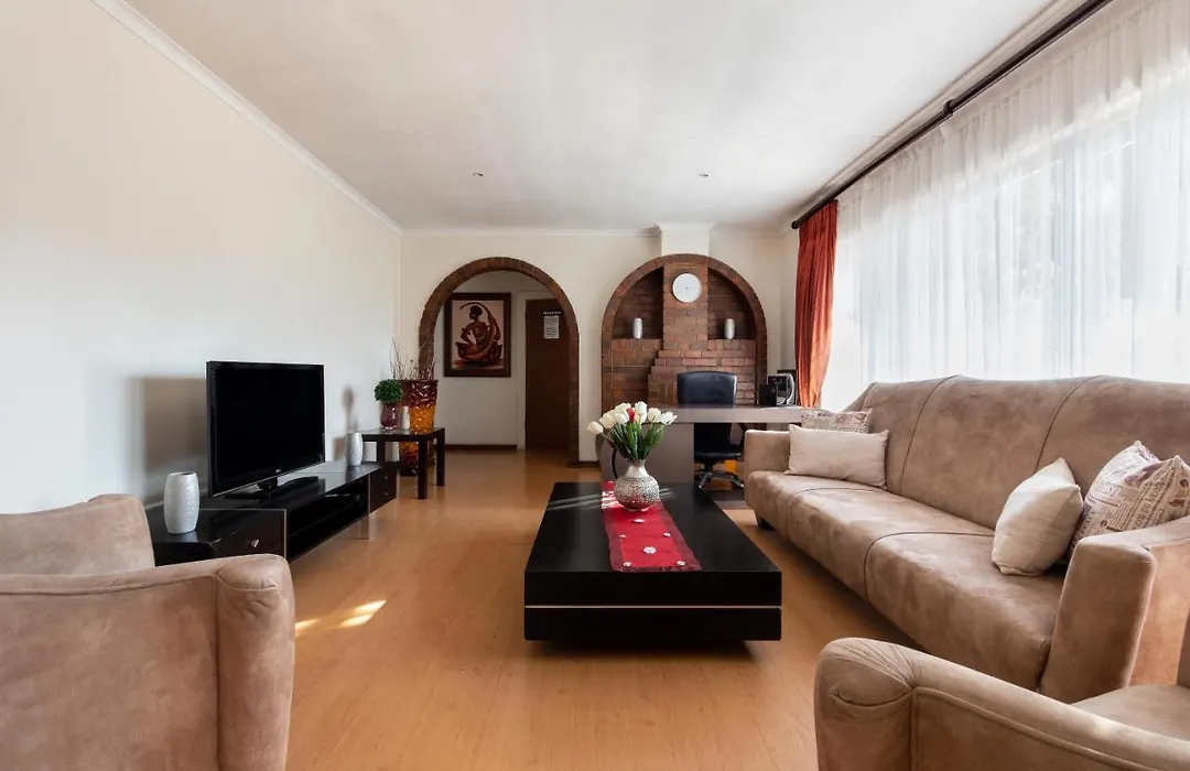 Casas Navio Guest House-1
