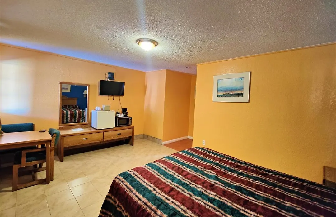 Western Motel-1