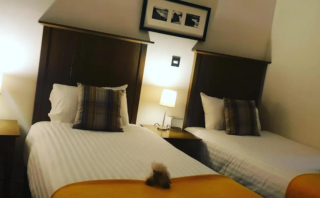 Garth Hotel-1