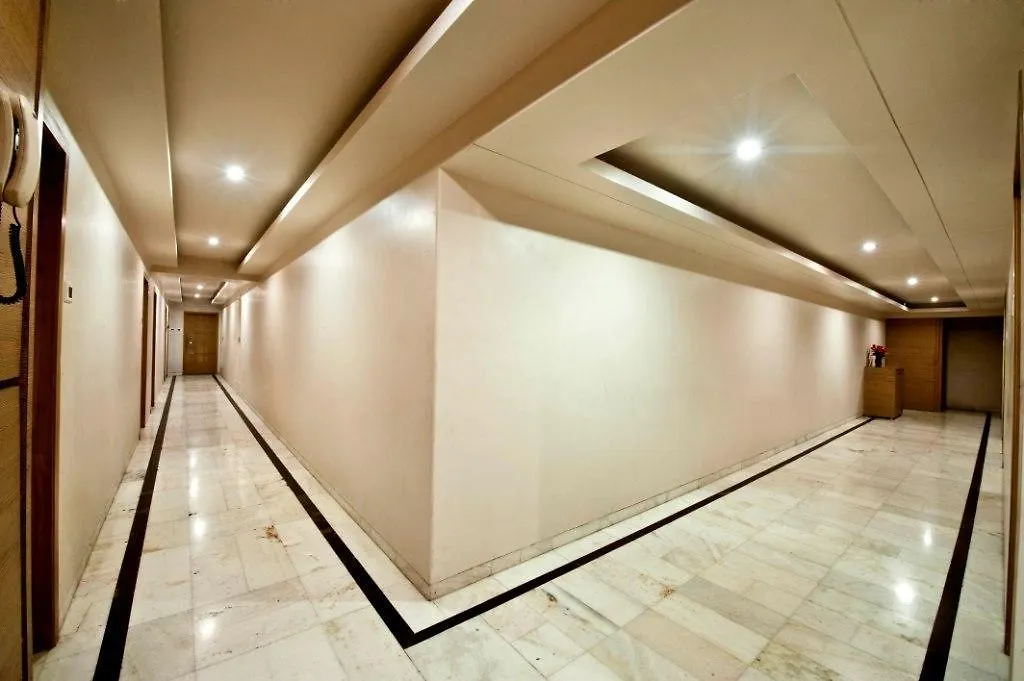 Rajhans Hotel-1