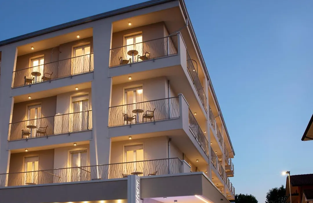 Hotel Riviera-1