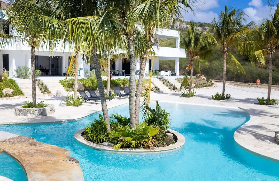 The Reef - Blue Bay Golf & Beach Resort-1
