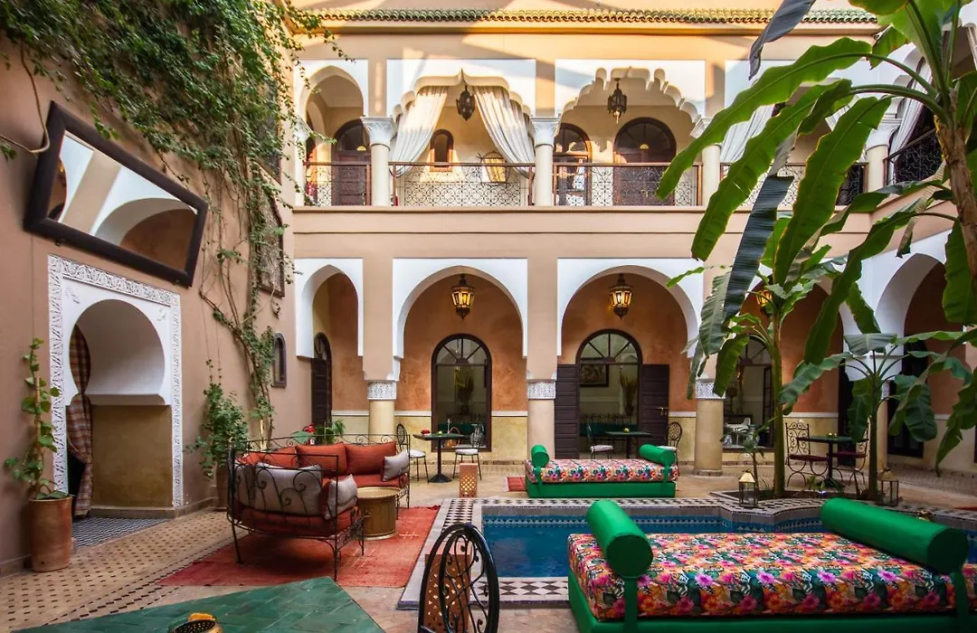 Riad Nabila-1