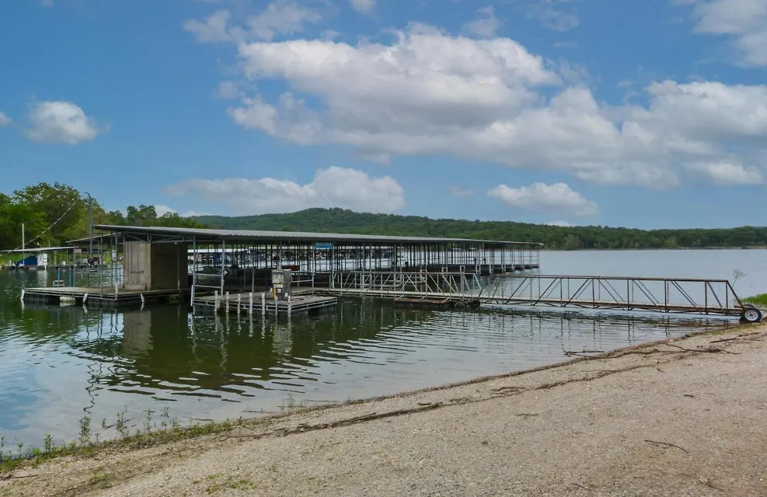 Kimberling Cove Resort-1