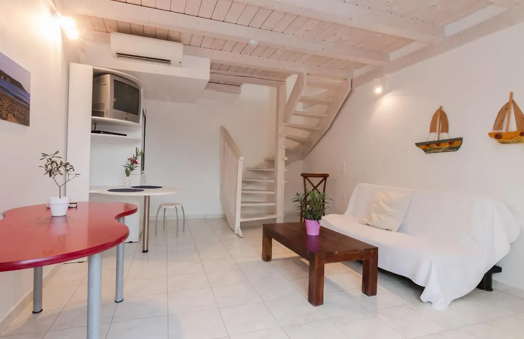 Belvedere Gerakas Luxury Suites-1