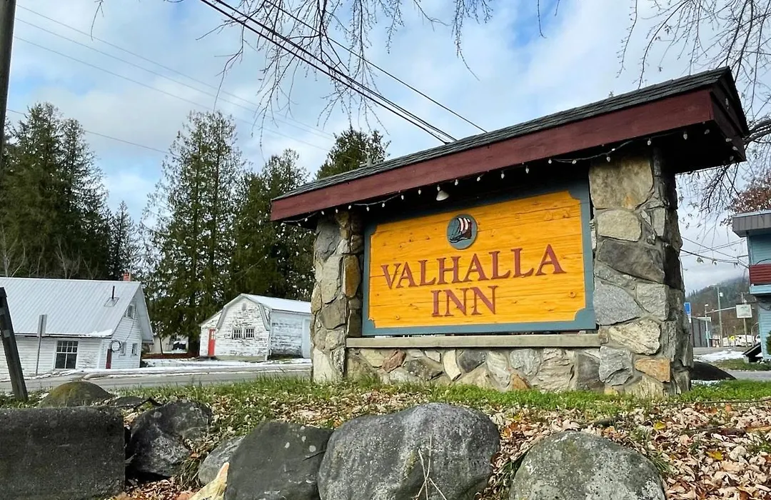 Valhalla Inn-1